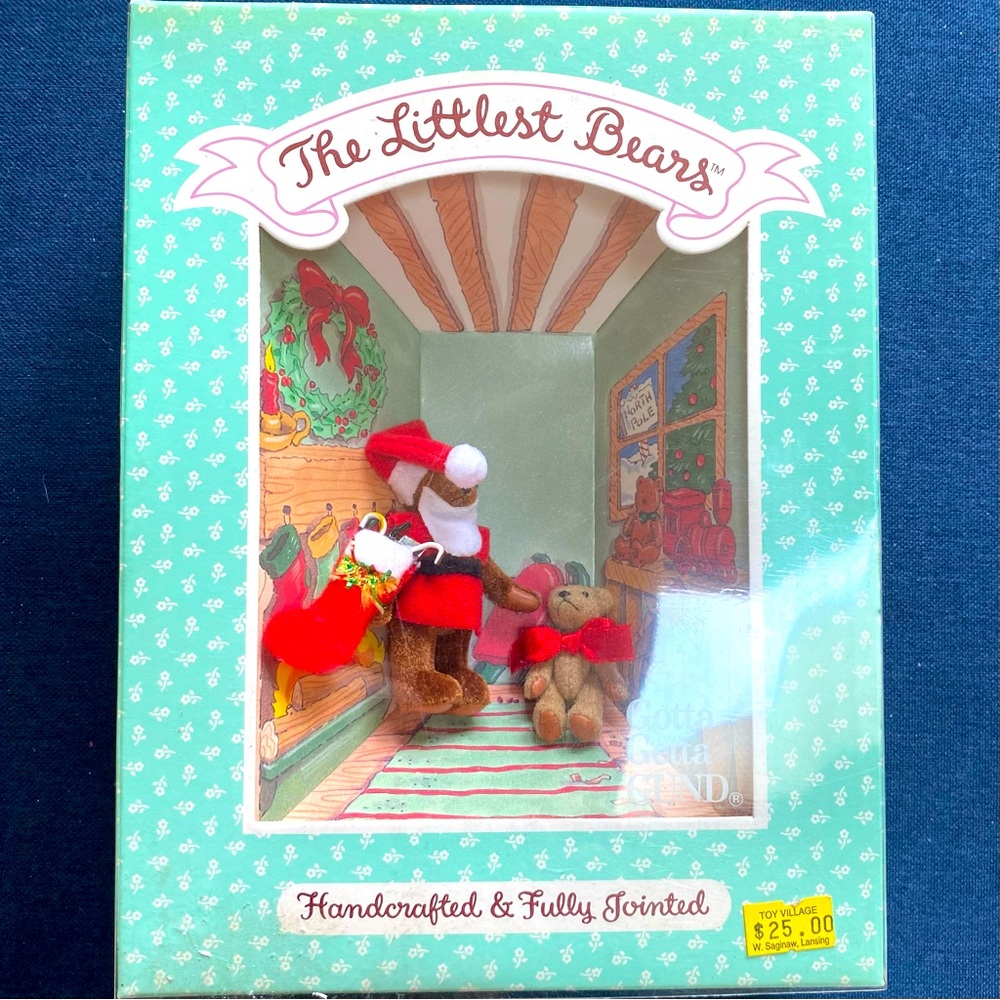 Gotta Getta Gund Minature Collection Santa & Elf Bears